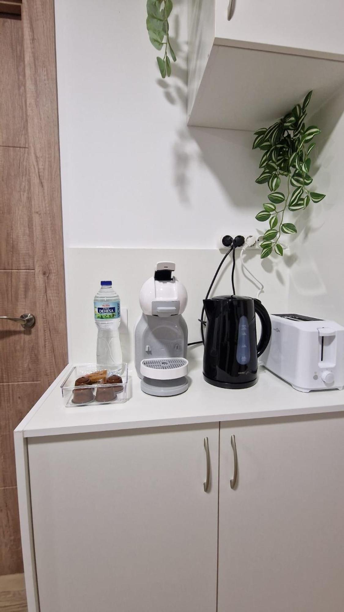 Almendrales Apartment มาดริด ภายนอก รูปภาพ