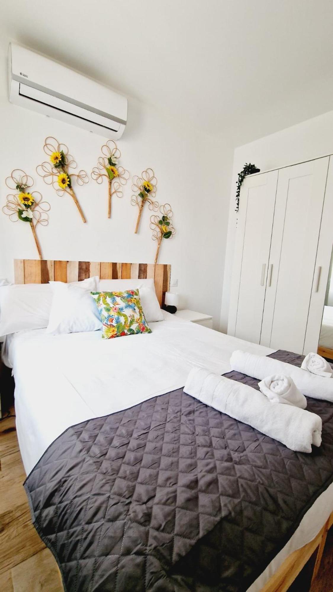 Almendrales Apartment มาดริด ภายนอก รูปภาพ