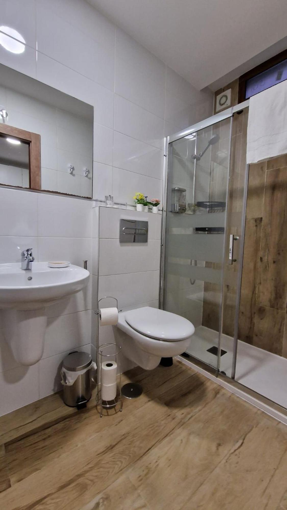 Almendrales Apartment มาดริด ภายนอก รูปภาพ
