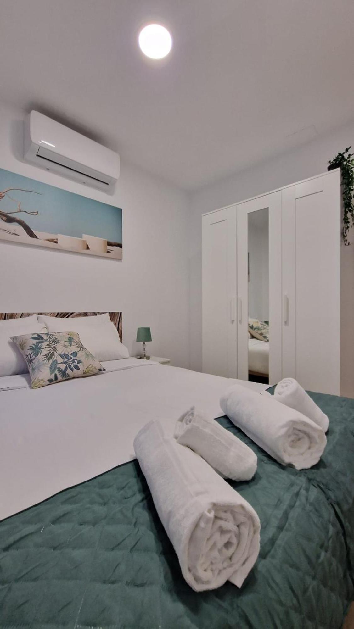 Almendrales Apartment มาดริด ภายนอก รูปภาพ